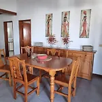 Lucía * Tías